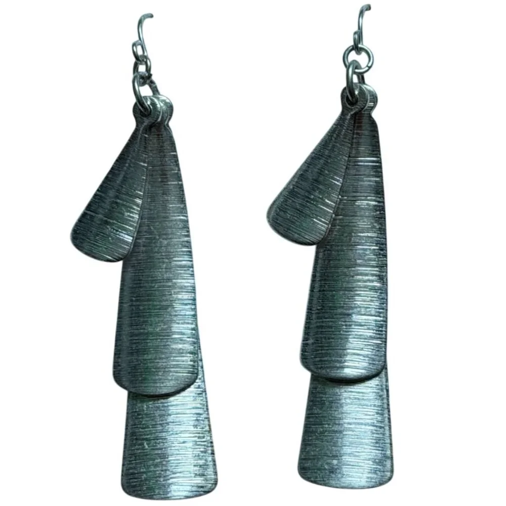 Premier Designs Textured Silver-Tone Dangle Earrings-2.75 in-NWT - Picture 2 of 3